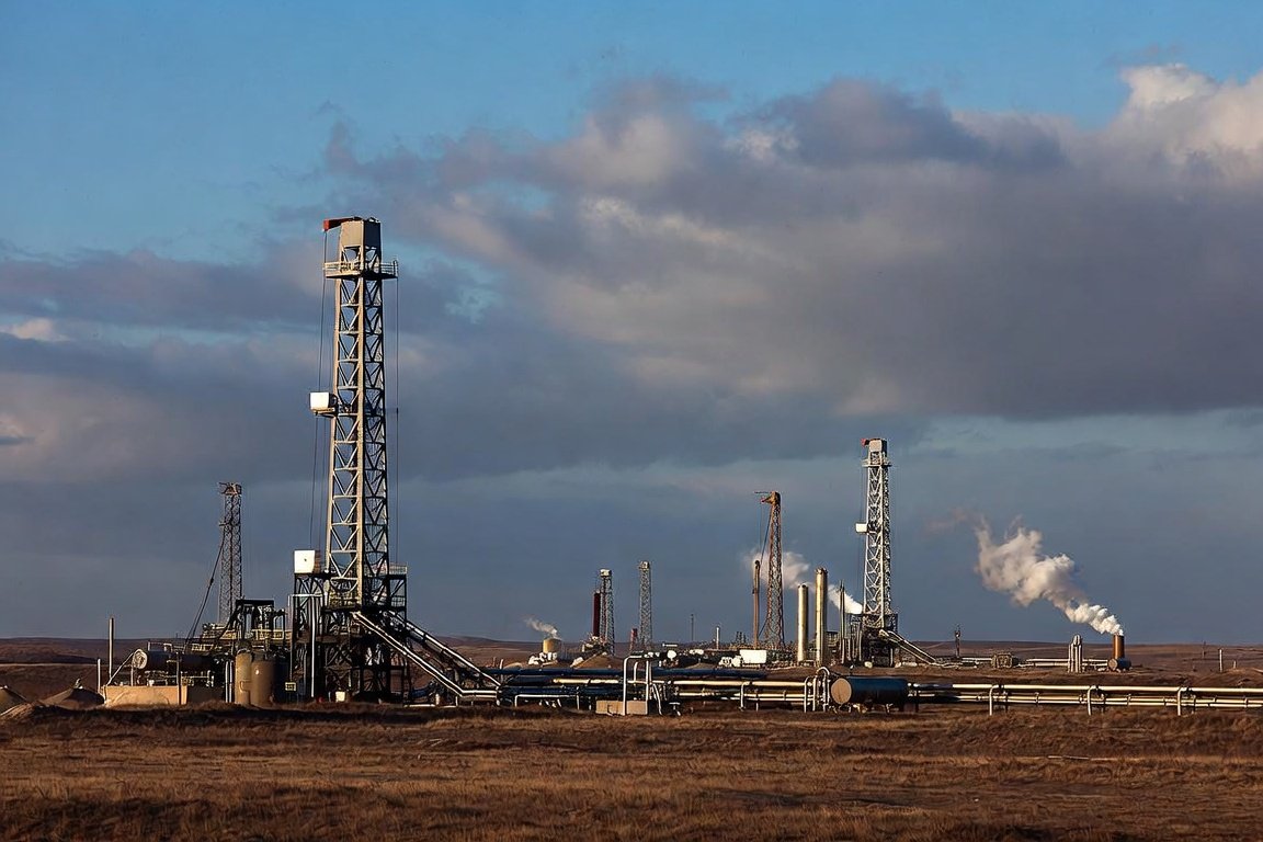 H2S removal in shale gas production