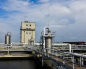 H2S management in water treatment
