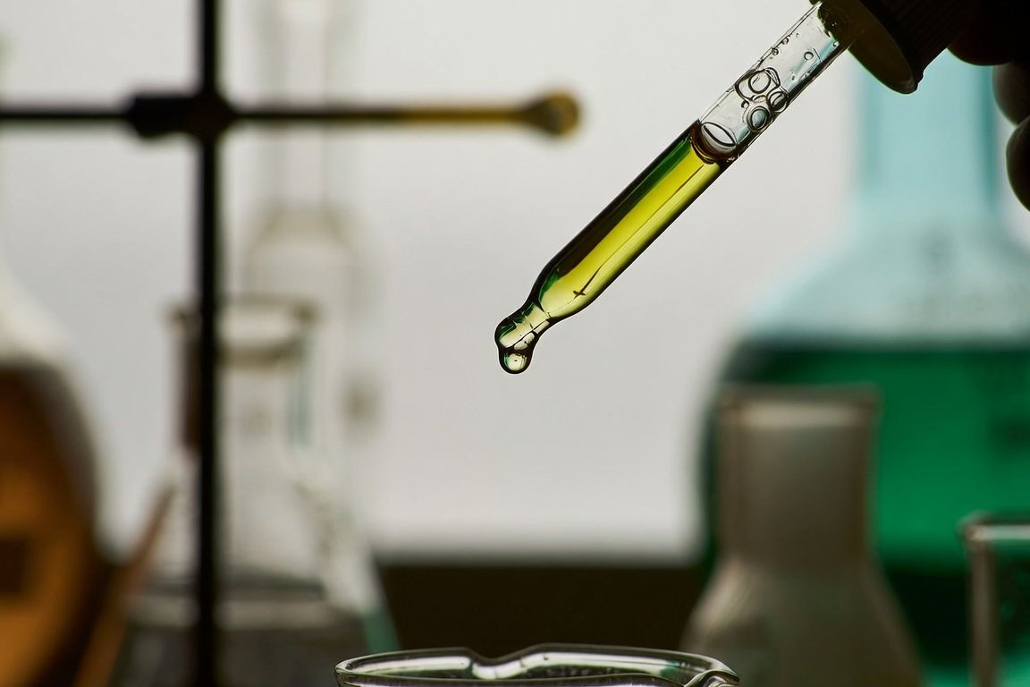 non-triazine scavengers Non-triazine scavengers