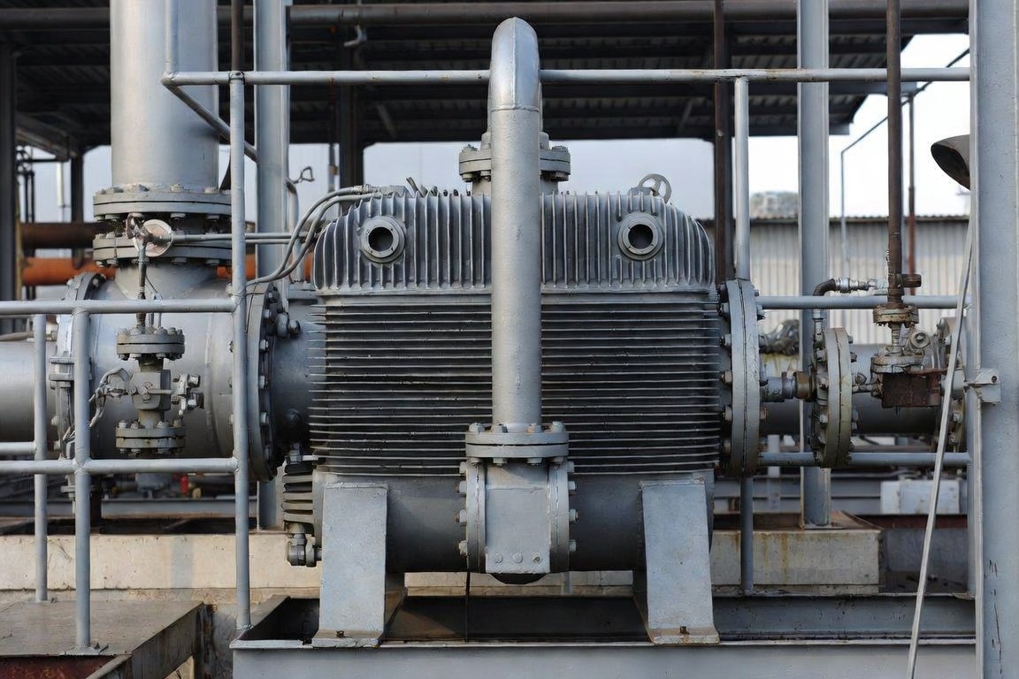 H2S in fuel gas and compressors